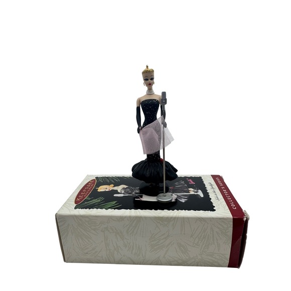 Hallmark Barbie Collector Series Solo in the Spotlight 1995 Keepsake Ornament - Picture 1 of 9
